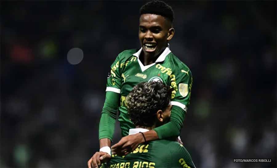 Estêvão brilha, e Palmeiras vence Liverpool-URU de virada na Libertadores