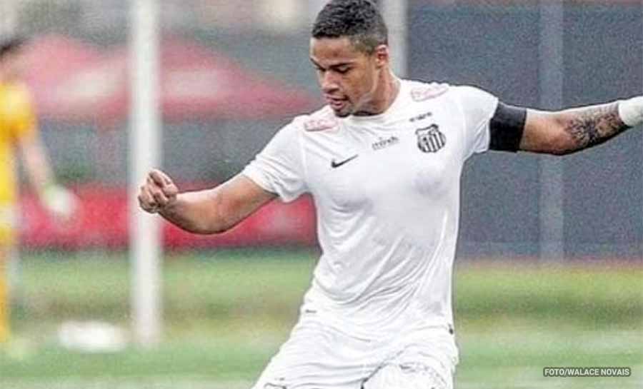 Zagueiro com passagem pelo Santos reforça Rio Branco FC na sequência da temporada